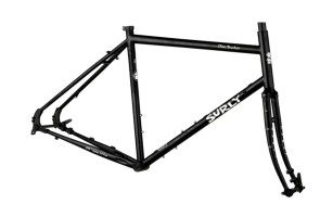 SURDTRUCK700HVBLK