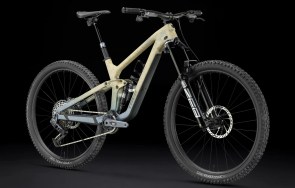 slash-se-gen-5-quicksand-battleship-blue-2025-2