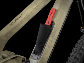 slash-se-gen-5-quicksand-battleship-blue-2025-5