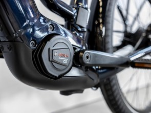 ποδηλατο-trek-allant-9-lowstep-deep-dark-blue-2025-3