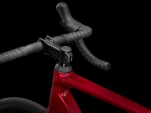 ποδηλατο-trek-emonda-alr-5-disc-crimson-to-dark-carmine-fade-2025-6