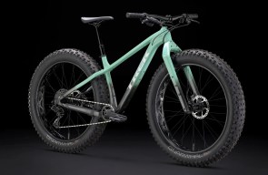 ποδηλατο-trek-farley-5-satin-blue-sage-to-lithium-grey-fade-2025-2