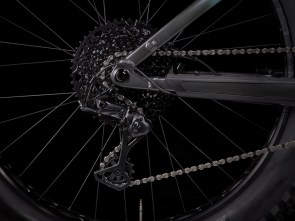 ποδηλατο-trek-farley-5-satin-blue-sage-to-lithium-grey-fade-2025-4