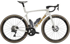 ποδηλατο-trek-madone-slr-9-gen-8-era-white-supernova-marble-2025-1